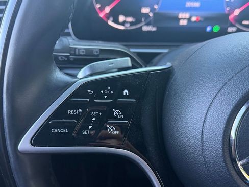 Used 2024 Mercedes-Benz GLE 350 4MATIC w/ AMG Line Exterior image 11