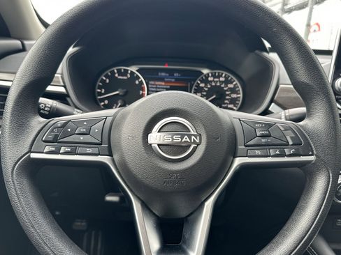 Certified 2023 Nissan Altima 2.5 SV image 22