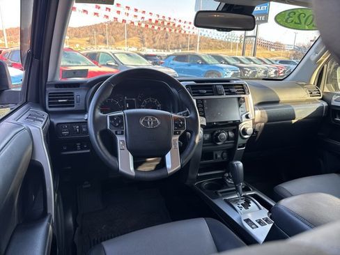 Used 2023 Toyota 4Runner SR5 Premium image 13
