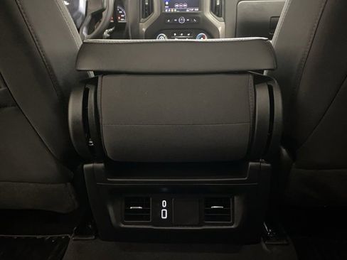 Used 2024 Chevrolet Silverado 1500 Custom image 62