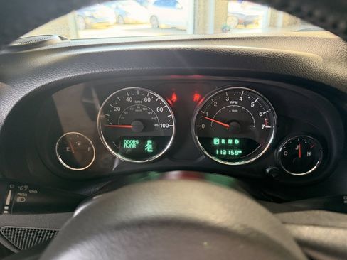 Used 2015 Jeep Wrangler Unlimited Sport w/ Quick Order Package 24S image 16