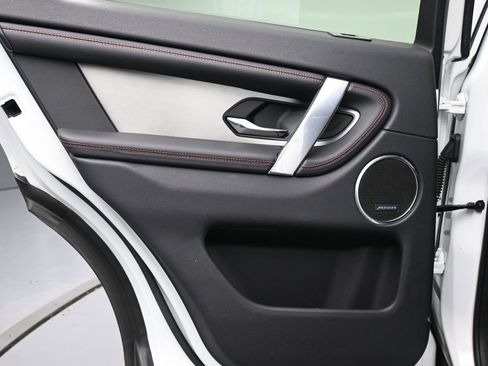 Used 2023 Land Rover Discovery Sport S R-Dynamic image 19