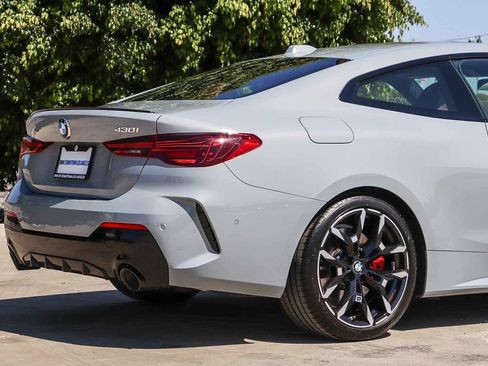 Used 2026 BMW 430i Coupe w/ M Sport Package RWD image 11