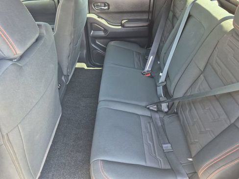 Certified 2025 Nissan Frontier PRO-4X AWD/4WD image 22
