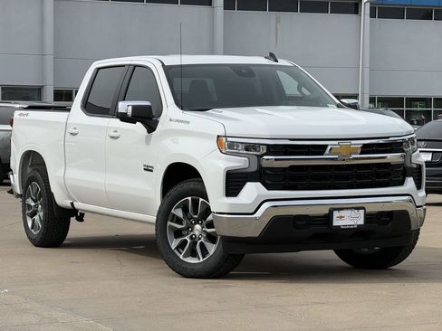 New 2026 Chevrolet Silverado 1500 LT w/ Texas Edition Plus AWD/4WD image 2