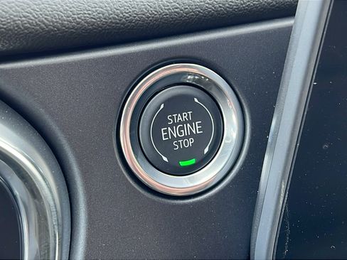 New 2025 Chevrolet Blazer LT w/ Convenience Package image 27