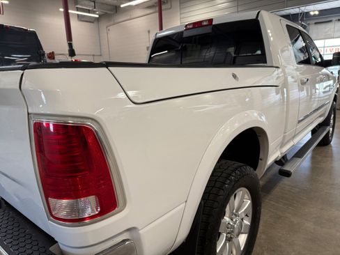 Used 2014 RAM 2500 Longhorn w/ Convenience Group AWD/4WD image 21