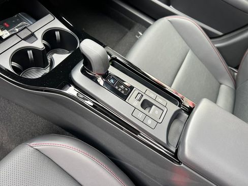 New 2026 Toyota Prius Plug-In Hybrid image 25