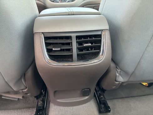 Used 2024 Chevrolet Malibu LT FWD image 21