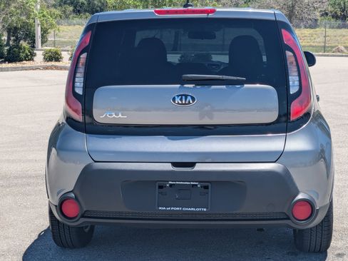 Used 2016 Kia Soul FWD image 6