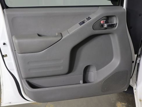 Used 2021 Nissan Frontier S w/ S Utility Package RWD image 18
