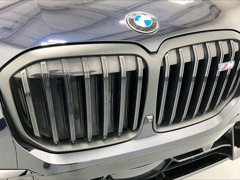 Certified 2023 BMW X7 M60i image 28