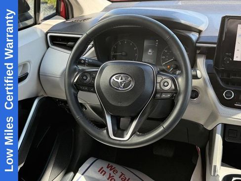 Used 2023 Toyota Corolla Cross LE FWD image 14