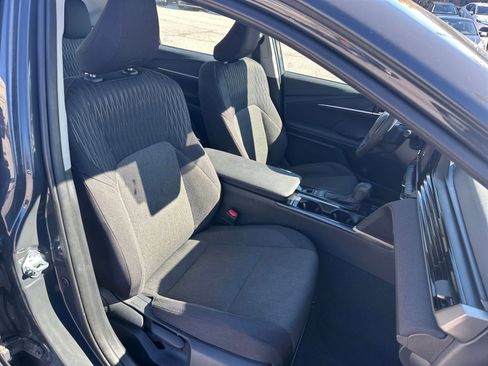 Used 2025 Toyota Camry LE image 35