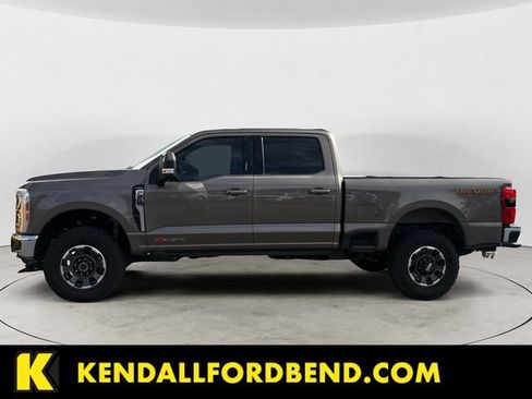 Used 2023 Ford F250 Lariat w/ Lariat Ultimate Package AWD/4WD image 1