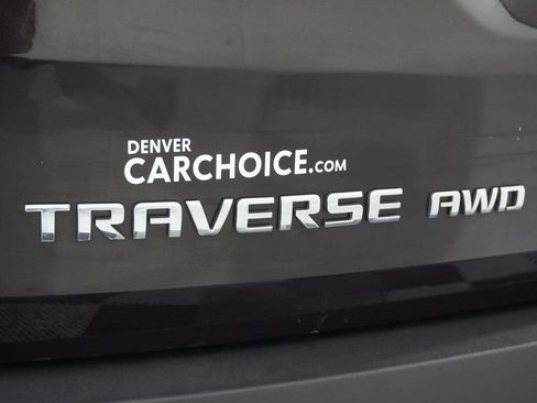 Used 2020 Chevrolet Traverse LT w/ Driver Confidence II Package AWD/4WD image 28