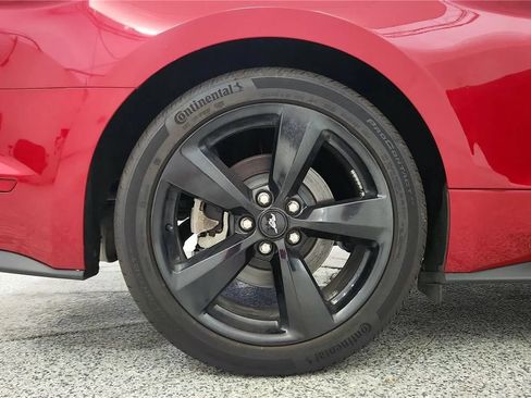 Used 2023 Ford Mustang Coupe RWD image 13