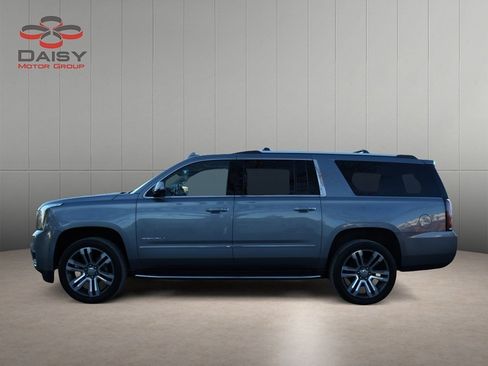 Used 2018 GMC Yukon XL Denali w/ Open Road Package image 8