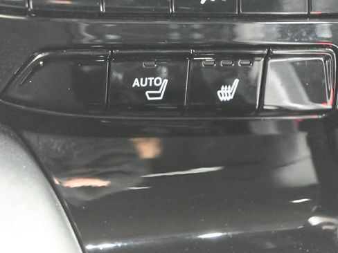 Used 2023 Acura MDX SH-AWD image 14