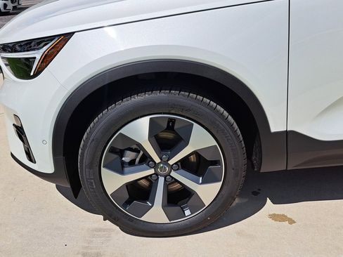 New 2026 Volvo XC40 B5 Plus w/ Protection Package Premier image 3