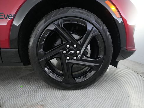 Used 2024 Chevrolet Equinox EV RS FWD image 20