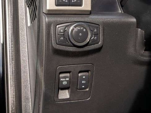 Used 2020 Ford F150 Lariat w/ Equipment Group 502A Luxury image 17