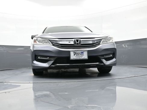 Certified 2017 Honda Accord EX-L image 27