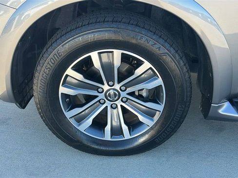 Used 2019 Nissan Armada SL w/ Premium Package image 8