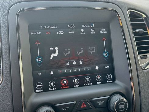 Used 2019 Dodge Durango R/T w/ Technology Group AWD/4WD image 18