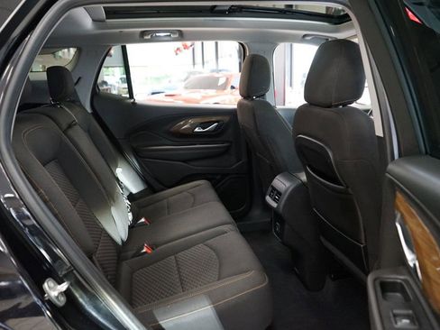 Used 2019 GMC Terrain SLE w/ Driver Convenience Package AWD/4WD image 14