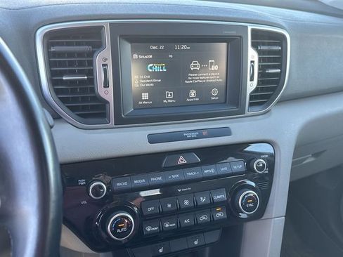 Used 2018 Kia Sportage EX image 13