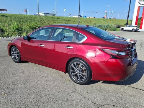 Used 2018 Nissan Altima 2.5 SR w/ SR Special Edition FWD image 3