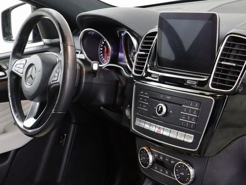 Used 2018 Mercedes-Benz GLE 43 AMG 4MATIC Coupe image 23