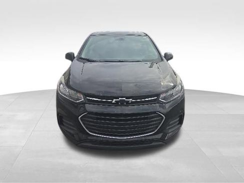 Used 2020 Chevrolet Trax LS w/ Tint and Cruise Package FWD image 2