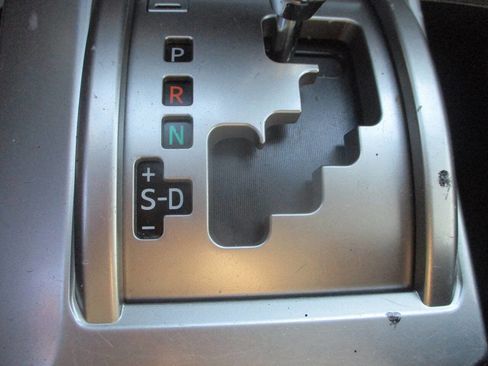 Used 2016 Toyota 4Runner SR5 image 10