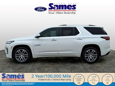 Used 2023 Chevrolet Traverse High Country FWD image 6