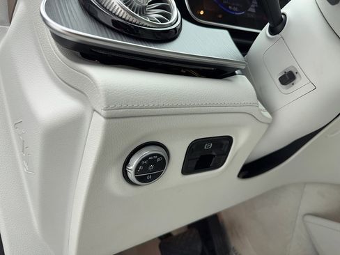 Used 2023 Mercedes-Benz EQE 350+ Sedan image 50