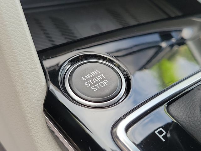 Used 2025 Kia Sportage EX FWD image 27