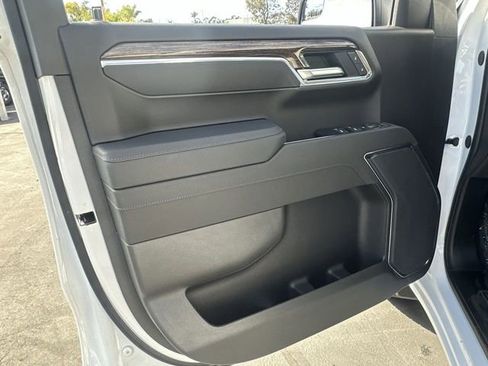 New 2026 GMC Sierra 1500 Elevation image 23