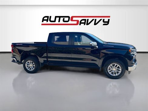 Used 2025 Chevrolet Silverado 1500 LT image 8
