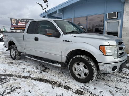 Used 2014 Ford F150 XLT w/ Equipment Group 301A Mid image 7