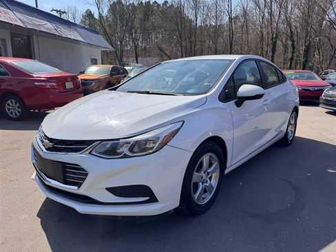 Used 2016 Chevrolet Cruze LS FWD image 5