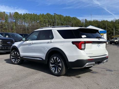New 2026 Ford Explorer Platinum w/ LUX Leather Package AWD/4WD image 5