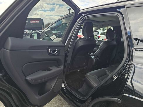 Used 2026 Volvo XC60 B5 Ultra w/ Protection Package Premier image 16
