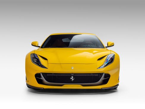 Used 2019 Ferrari 812 Superfast image 3