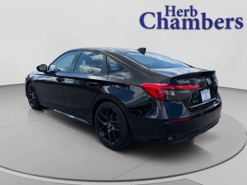 Used 2024 Honda Civic Sport image 3