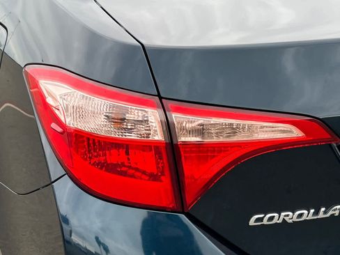 Used 2018 Toyota Corolla LE FWD image 20