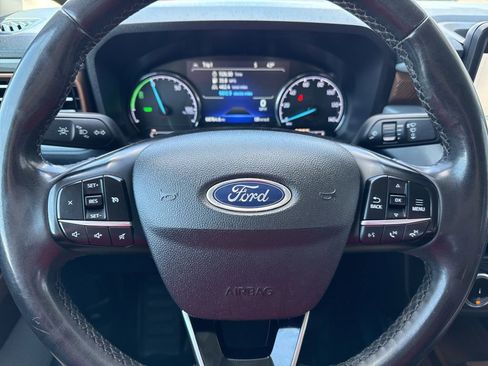 Used 2023 Ford Maverick Lariat FWD image 10