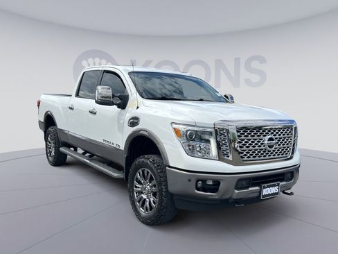 Used 2019 Nissan Titan Platinum Reserve w/ Platinum Utility Package AWD/4WD image 2