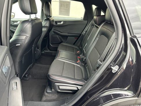 Used 2025 Ford Escape ST-Line FWD image 15